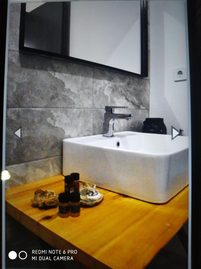 Minimal Apartment Καλαμάτα Εξωτερικό φωτογραφία